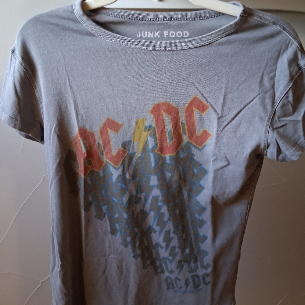 Junk Food Juniors AC/DC Vintage Style Gray T-Shirt Size L